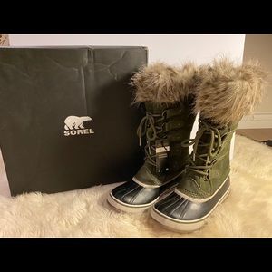 SOREL Joan of Arctic Boots Dark Stone Sz 7/38